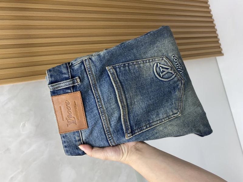 l0vis Vvtt0n jeans